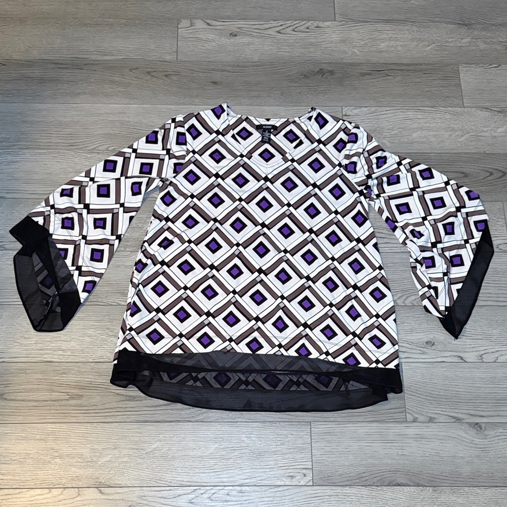 Alfani Bell Long Sleeve Diamond Print Top Blouse Chiffon Hem Medium